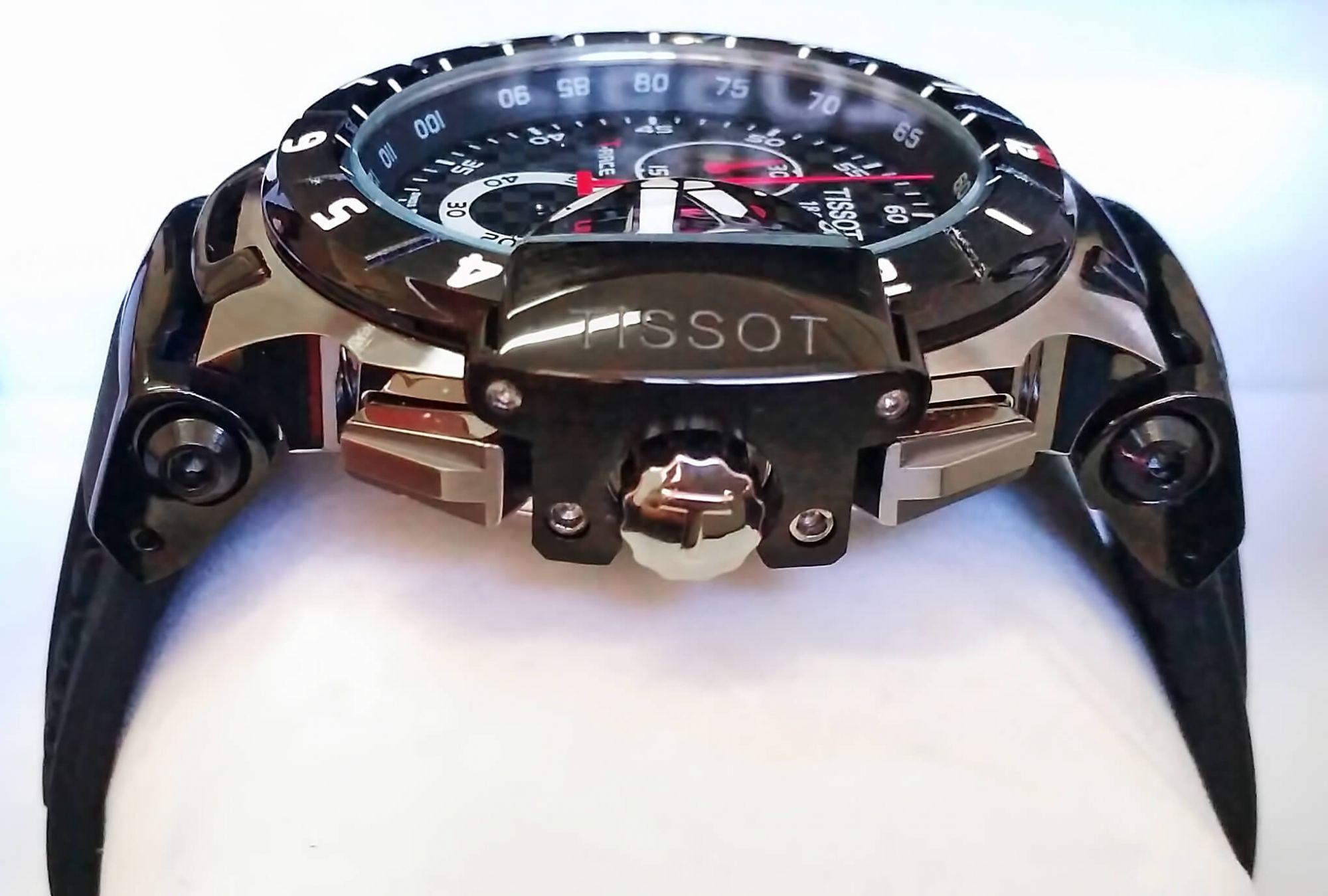 Защита заводной головки - "изюминка" дизайна часов Tissot из линейки T-Race