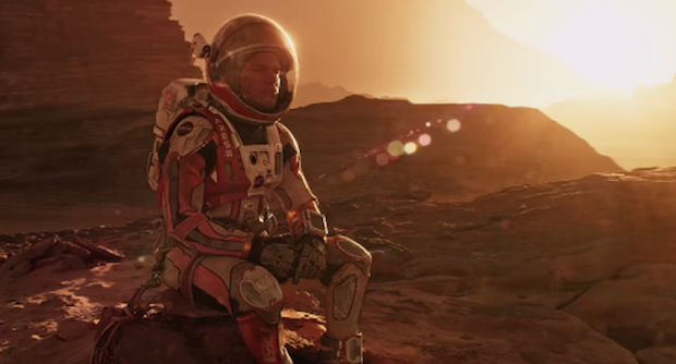  “Марсианин” (2015): астронавт Марк Уотни в исполнении Мэтта Деймона